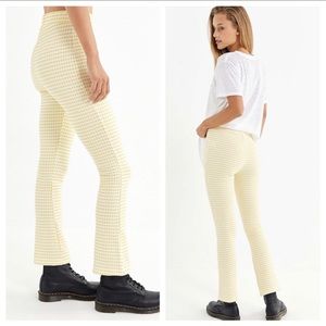 🌼 URBAN OUTFITTERS YELLOW GINGHAM FLARE PANTS 🌼
